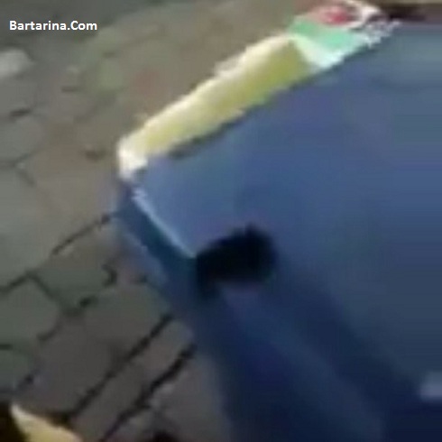 فیلم اخاذی و باج گیری ماموران سد معبر شهرداری از دستفروشان