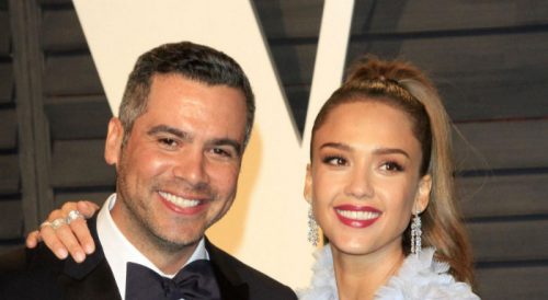 کدام سلبریتی ها با یکی از طرفداران خود ازدواج کرده اند؟