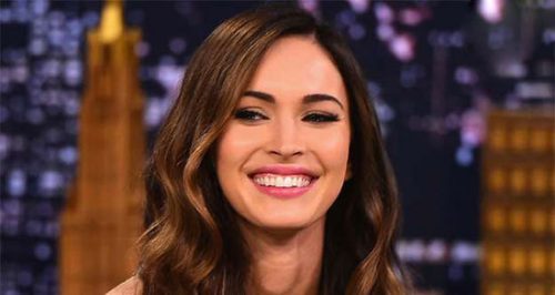 زیبا ترین لبخند متعلق به کدام ستاره های زن است ؟ (1)