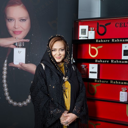 مراسم رونمایی از عطر اختصاصی بهاره رهنما با حضور ستارگان مشهور