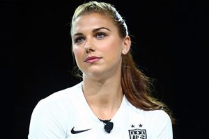 آشنایی با زیباترین دختر فوتبالیست جهان