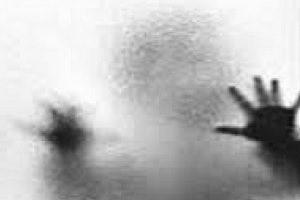 تجاوز سه نفر به پسربچه 7 ساله در تهرانپارس